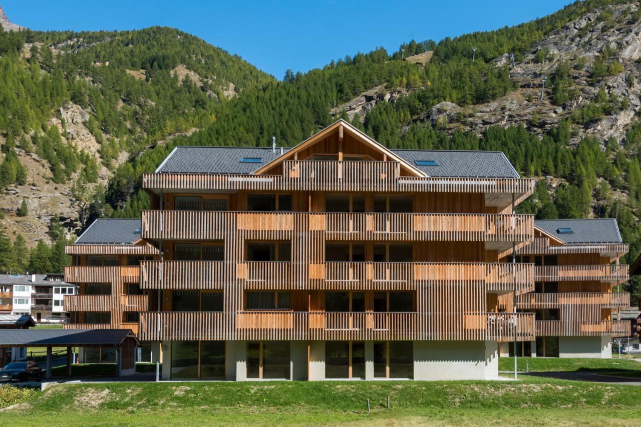 Montela Hotel & Resort - Apartments Saas-Grund Exterior photo